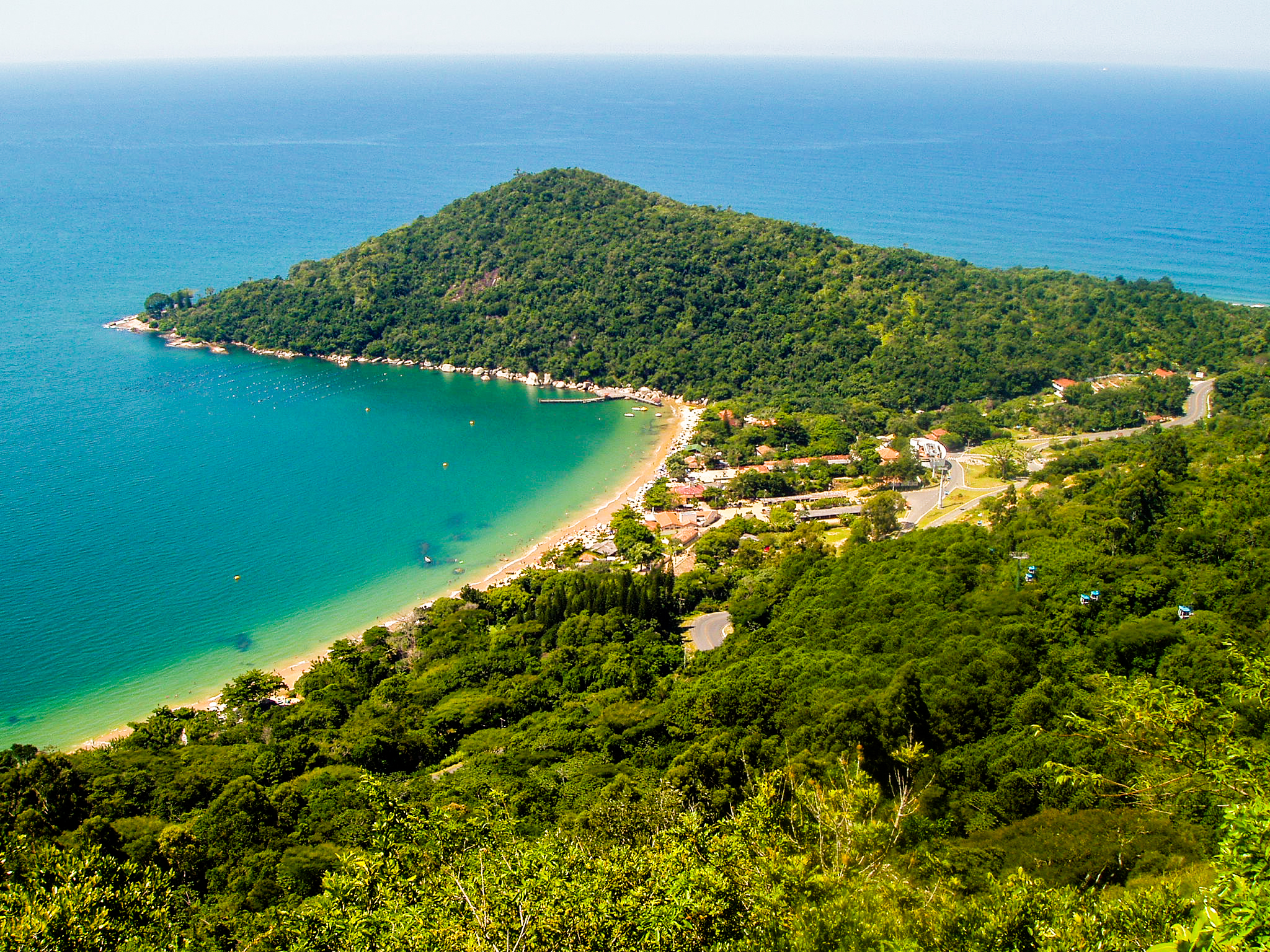 Praia de Laranjeiras - Balneário Camboriú